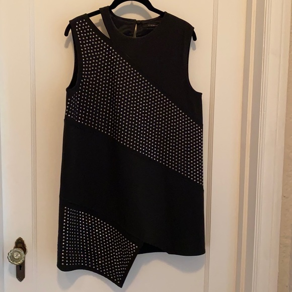 Fabulous piece…tunic with “ready to party” studs - Picture 1 of 11